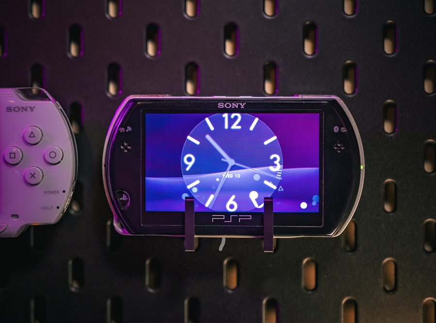 Suporturi Sony PSP Go pentru IKEA Skadis